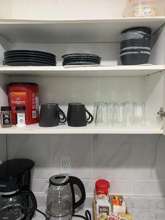 River Park South - 2 Bedroom Basement Suite Winnipeg Canada